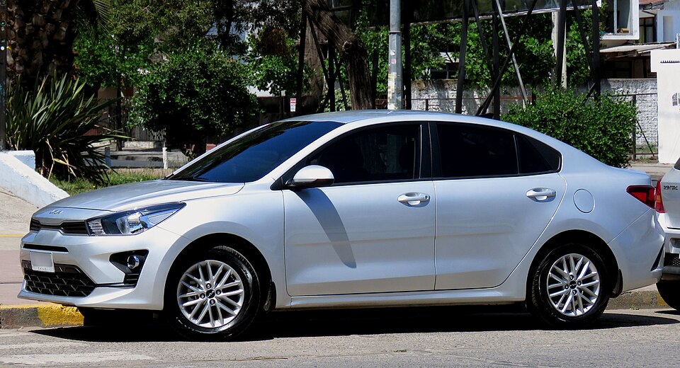 Kia Rio — возврат кредитного автомобиля с процентами